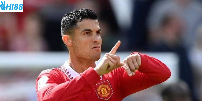 Phân tích phong độ và sử dụng dữ liệu thống kê